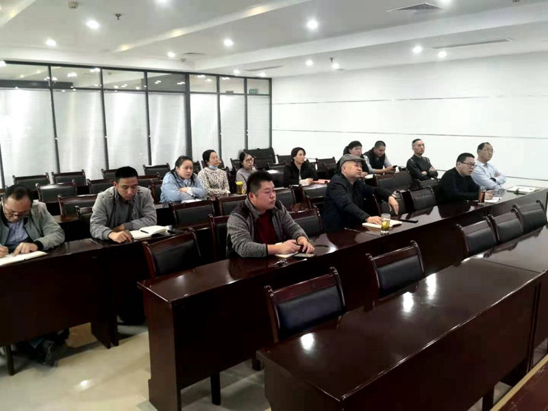 學習本無底，前進莫（mò）彷徨 -91抖阴下载_管理層集體學習活動(圖2)