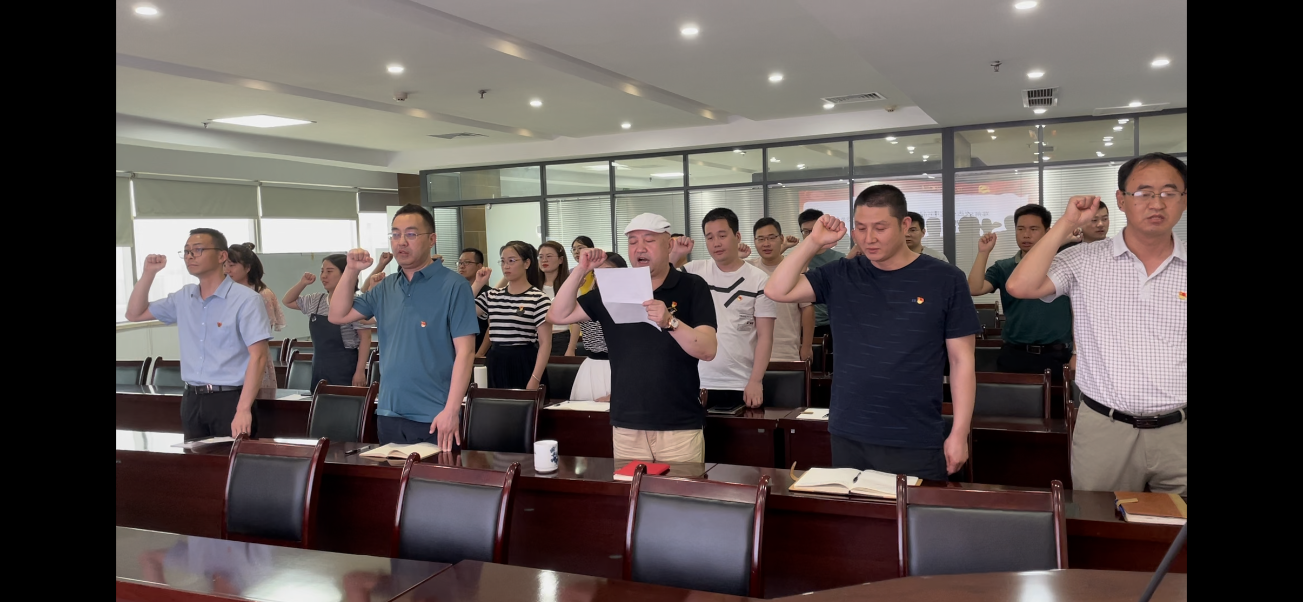 “重溫黨史，不忘初心” ——鄭州91抖阴下载_支部慶祝建黨100周年學習（xí）活動（dòng）(圖2)